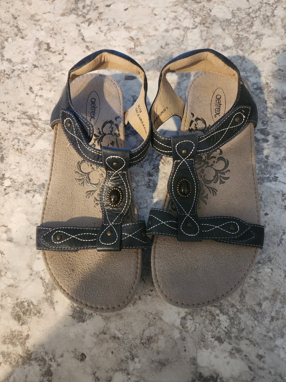 Aetrex Women’s Navy T-Strap Comfort Sandals